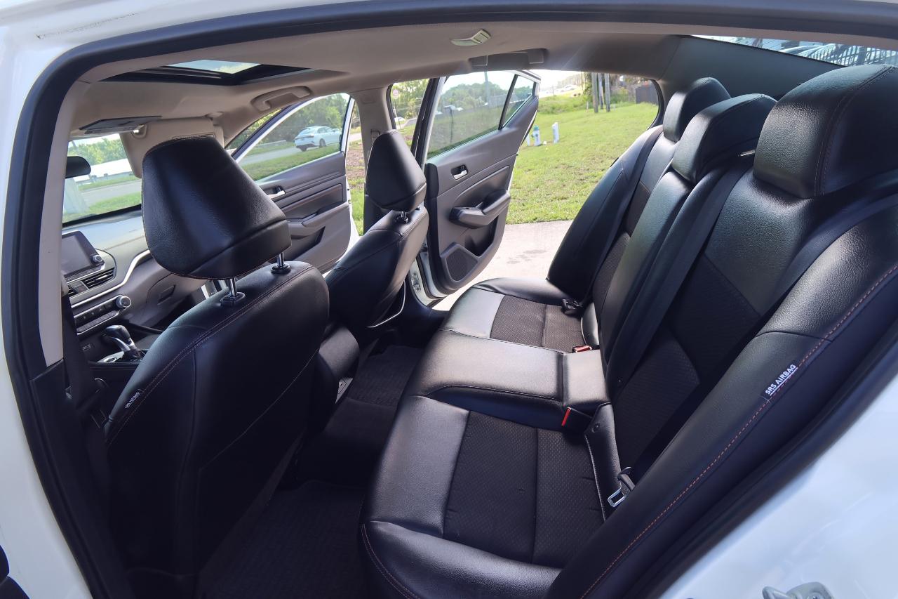 Nissan Altima 2.5 SR AWD Sedan 2022