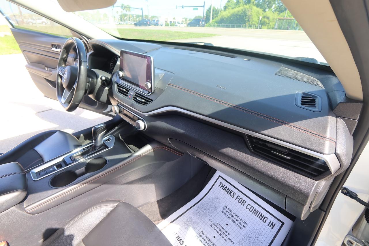 Nissan Altima 2.5 SR AWD Sedan 2022