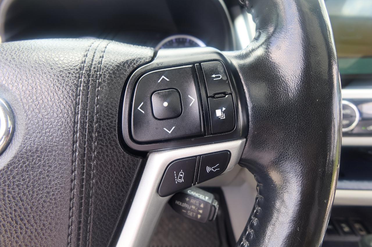 Toyota Highlander Limited V6 AWD (Natl) 2018