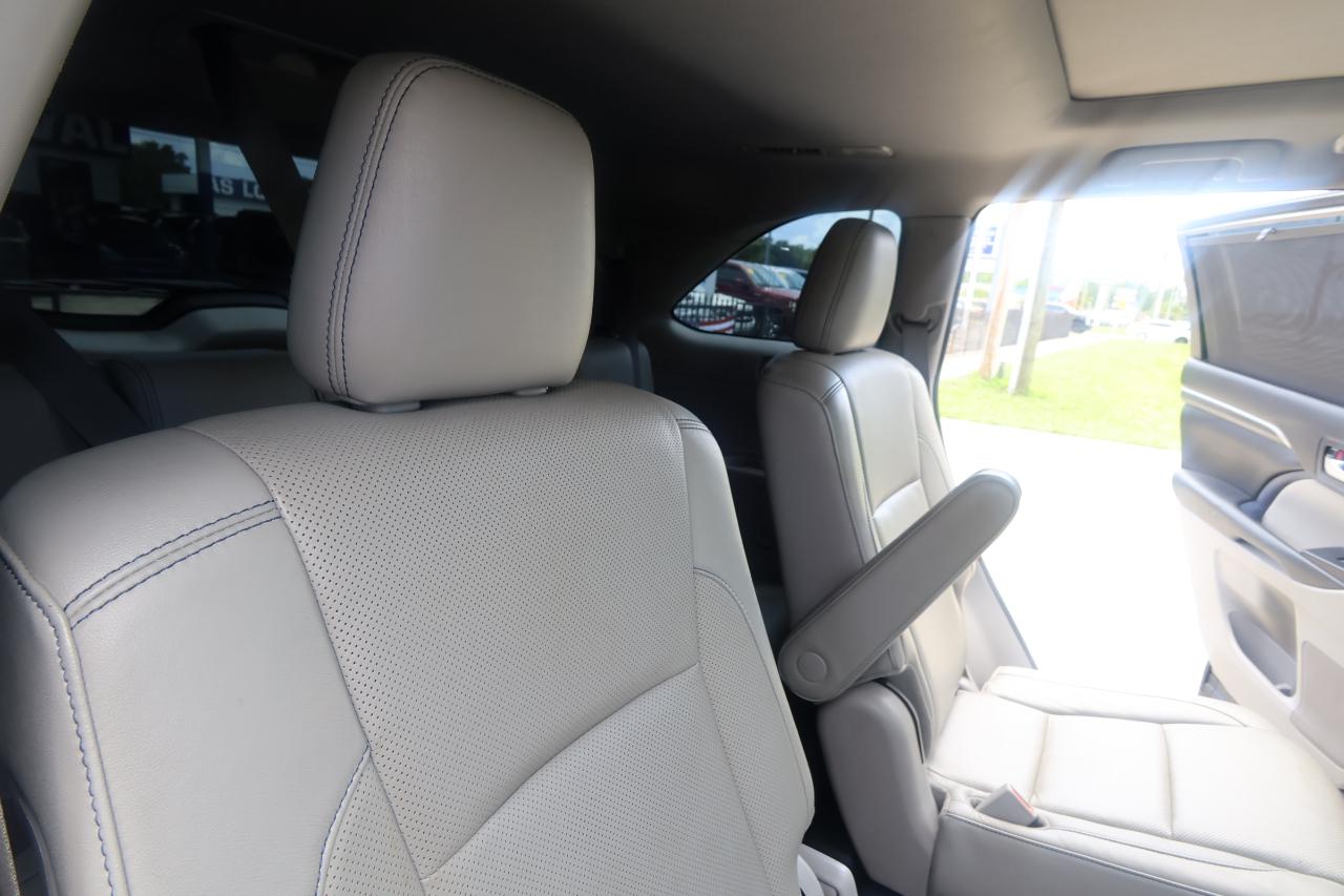 Toyota Highlander Limited V6 AWD (Natl) 2018