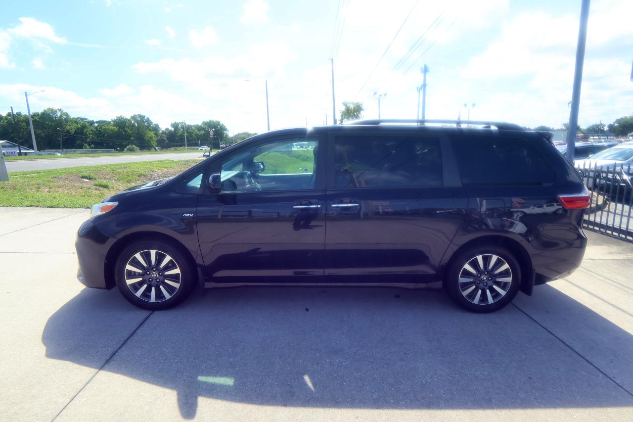 Toyota Sienna Limited Premium AWD 7-Passenger (Natl) 2018