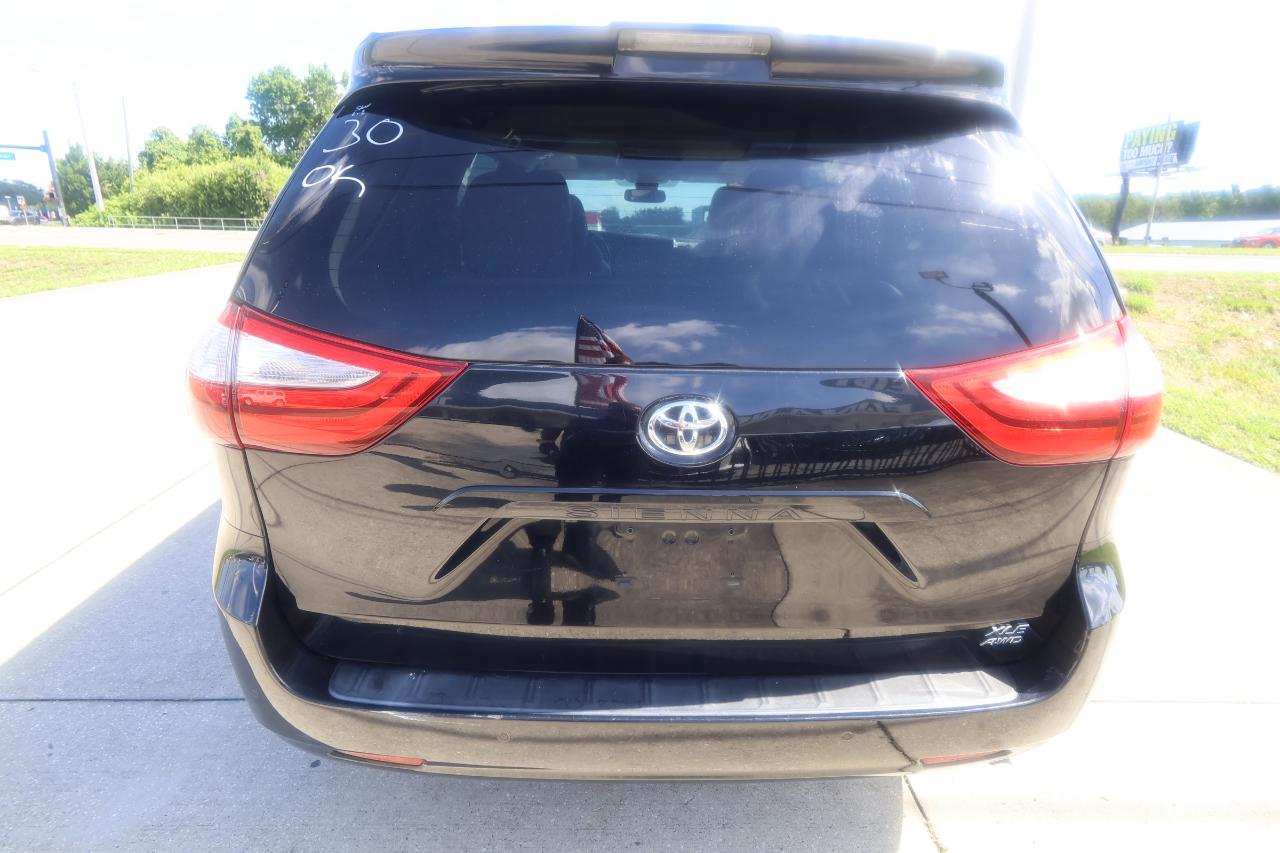 Toyota Sienna Limited Premium AWD 7-Passenger (Natl) 2018