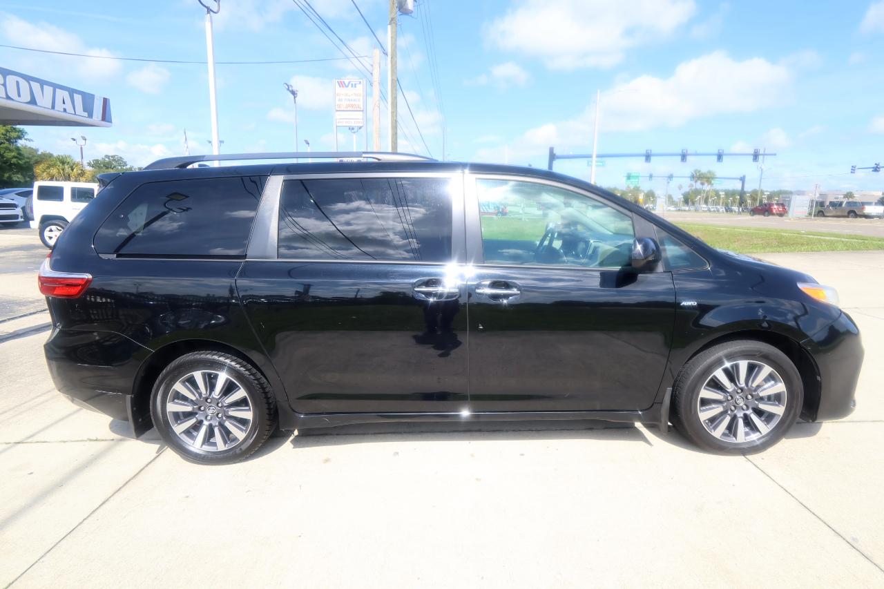 Toyota Sienna Limited Premium AWD 7-Passenger (Natl) 2018