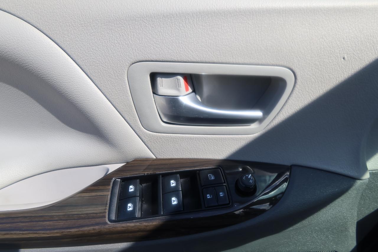 Toyota Sienna Limited Premium AWD 7-Passenger (Natl) 2018