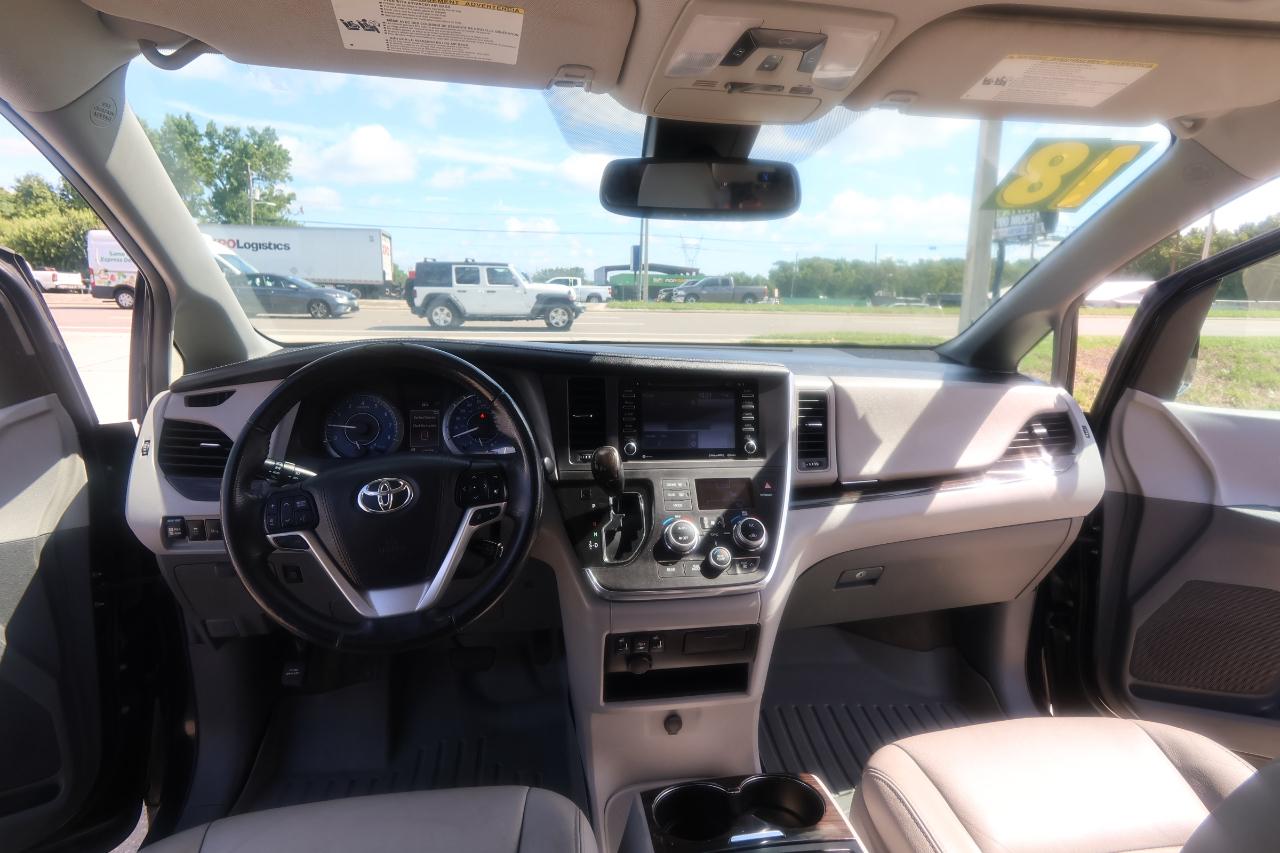 Toyota Sienna Limited Premium AWD 7-Passenger (Natl) 2018