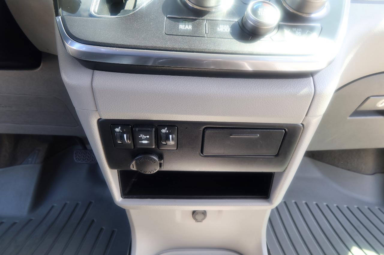 Toyota Sienna Limited Premium AWD 7-Passenger (Natl) 2018
