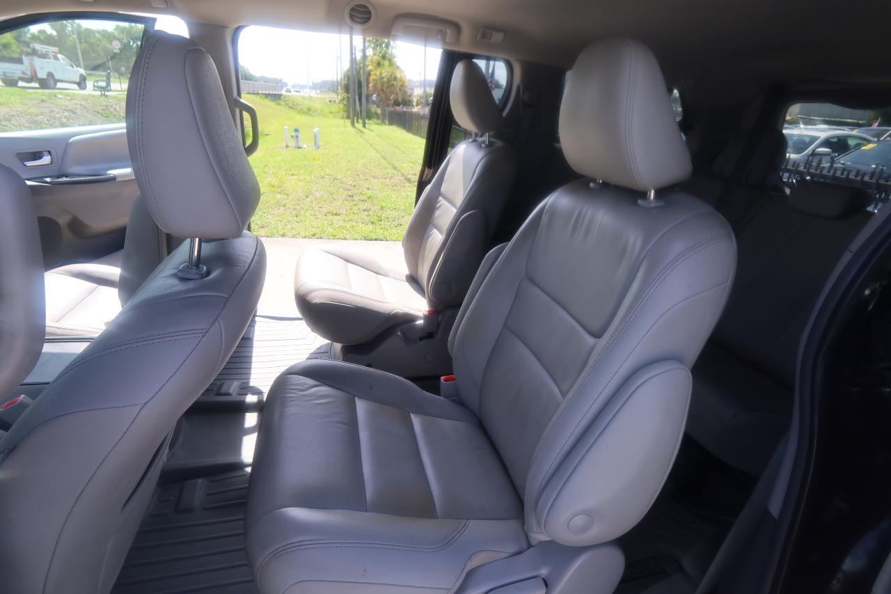 Toyota Sienna Limited Premium AWD 7-Passenger (Natl) 2018
