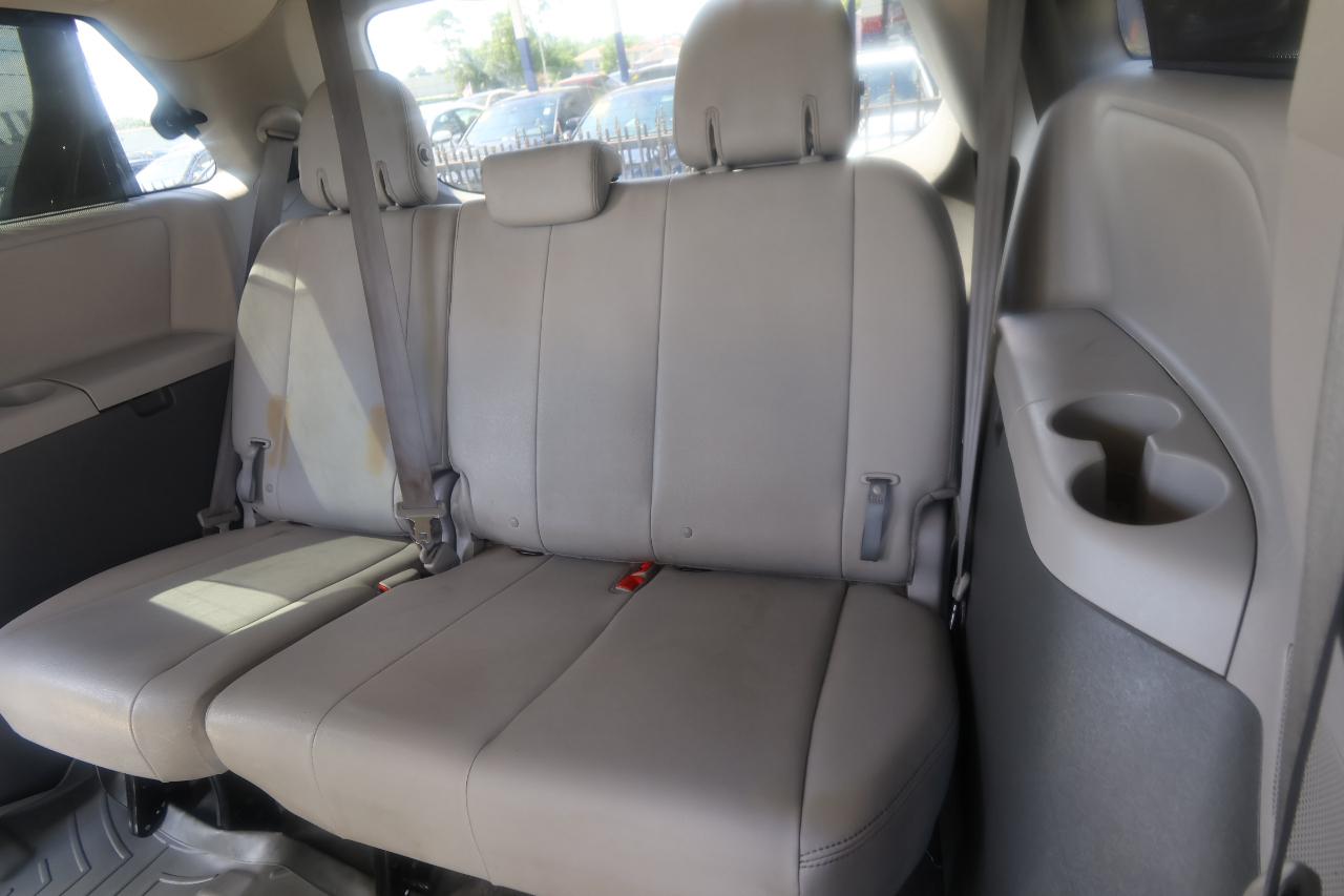 Toyota Sienna Limited Premium AWD 7-Passenger (Natl) 2018