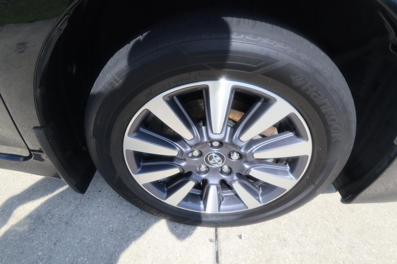 Toyota Sienna Limited Premium AWD 7-Passenger (Natl) 2018