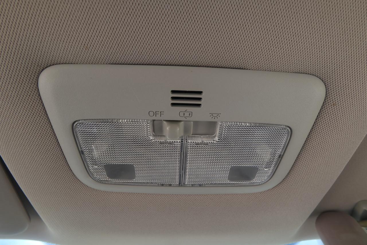 Toyota Corolla 4dr Sdn CVT LE ECO (Natl) 2014