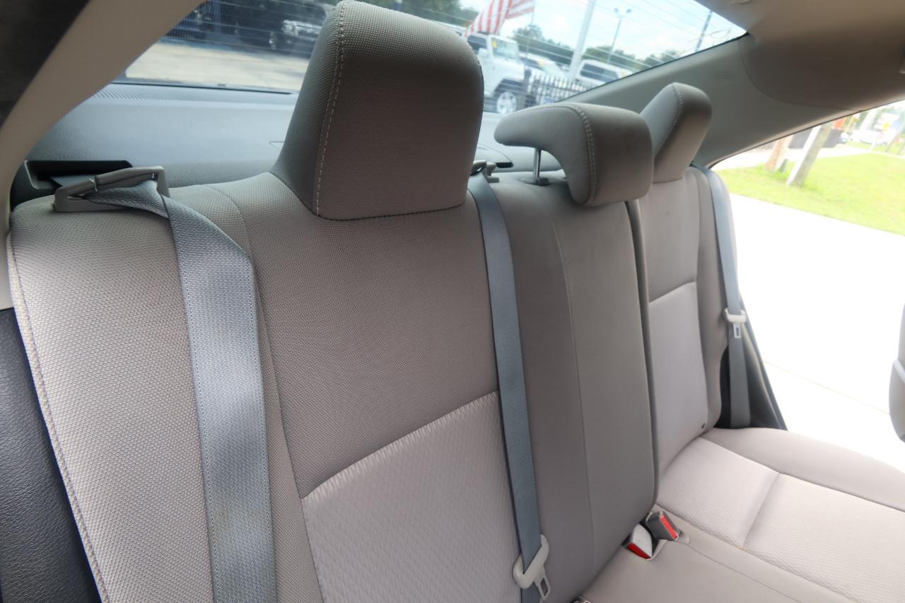 Toyota Corolla 4dr Sdn CVT LE ECO (Natl) 2014