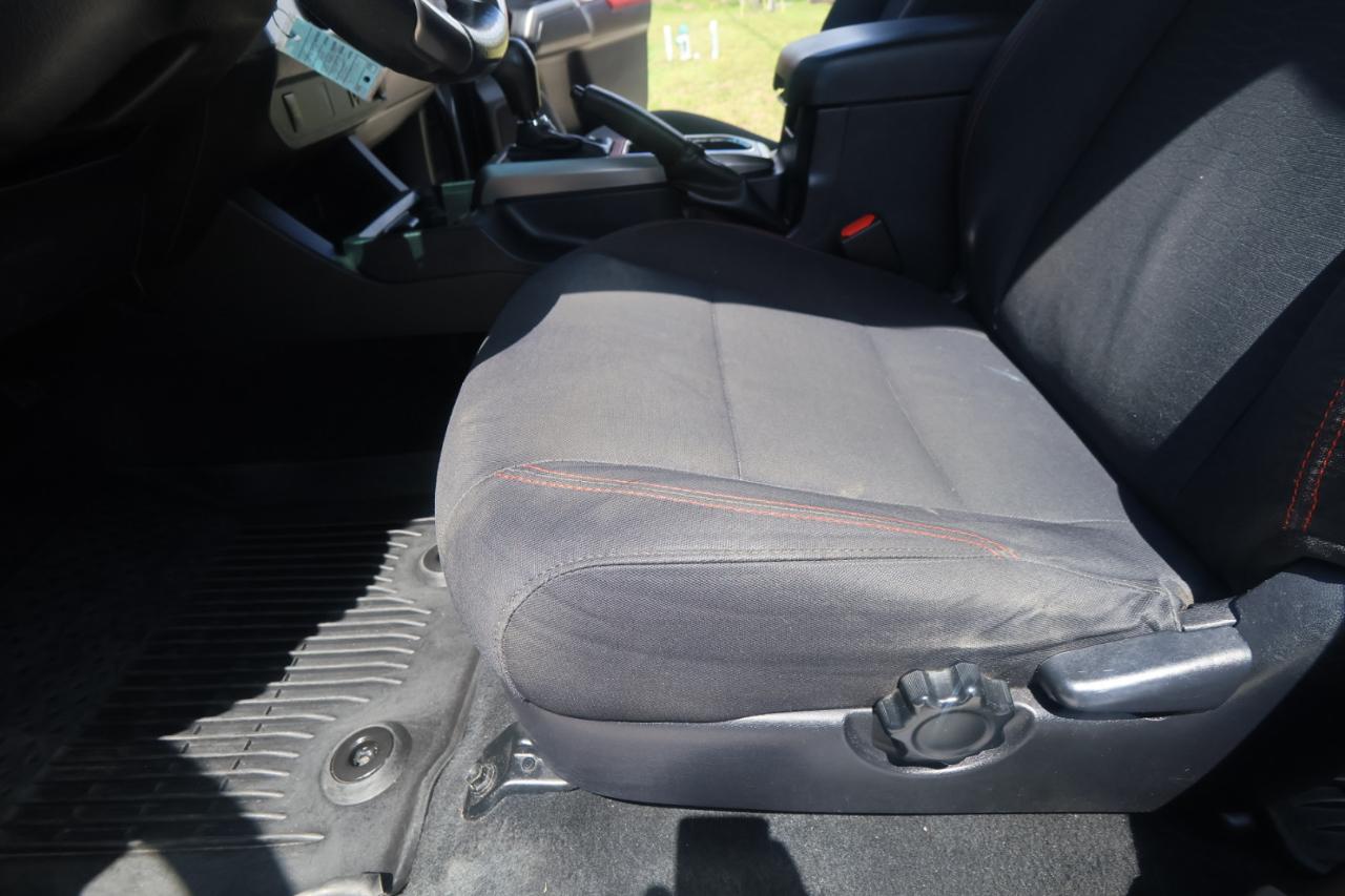 Toyota Tacoma 2WD SR5 Double Cab 5' Bed I4 AT (Natl) 2019