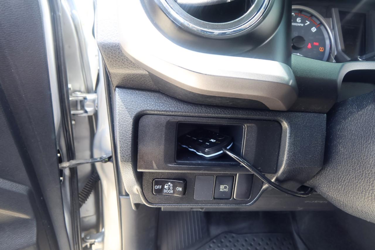 Toyota Tacoma 2WD SR5 Double Cab 5' Bed I4 AT (Natl) 2019