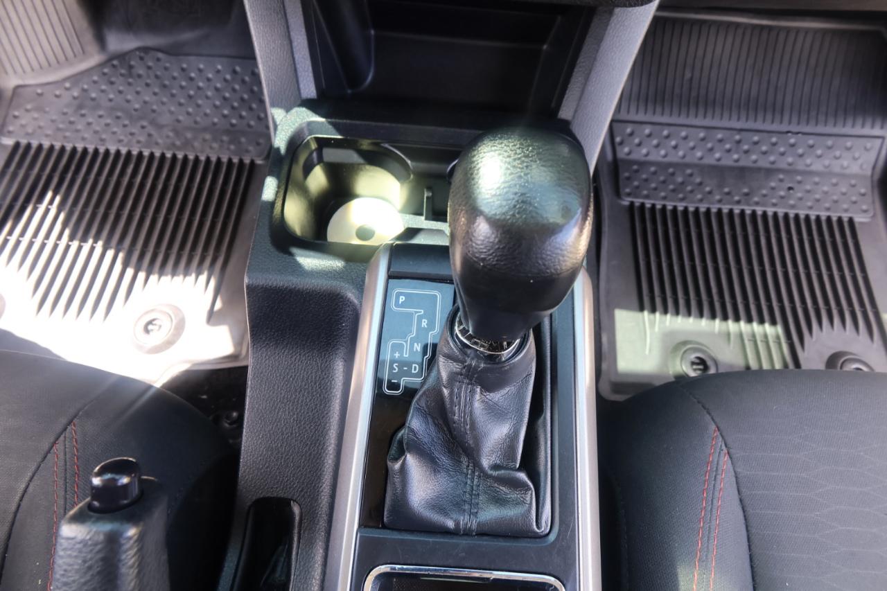 Toyota Tacoma 2WD SR5 Double Cab 5' Bed I4 AT (Natl) 2019
