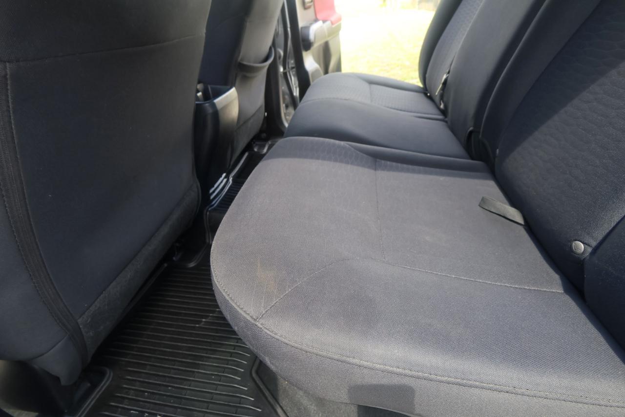 Toyota Tacoma 2WD SR5 Double Cab 5' Bed I4 AT (Natl) 2019
