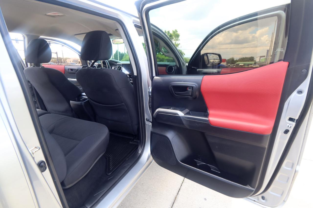 Toyota Tacoma 2WD SR5 Double Cab 5' Bed I4 AT (Natl) 2019