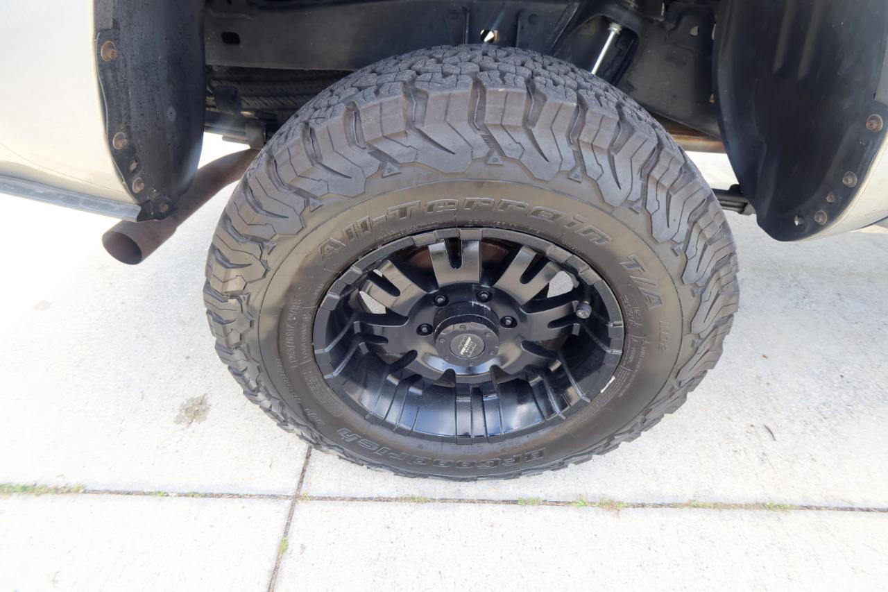 Toyota Tacoma 2WD SR5 Double Cab 5' Bed I4 AT (Natl) 2019