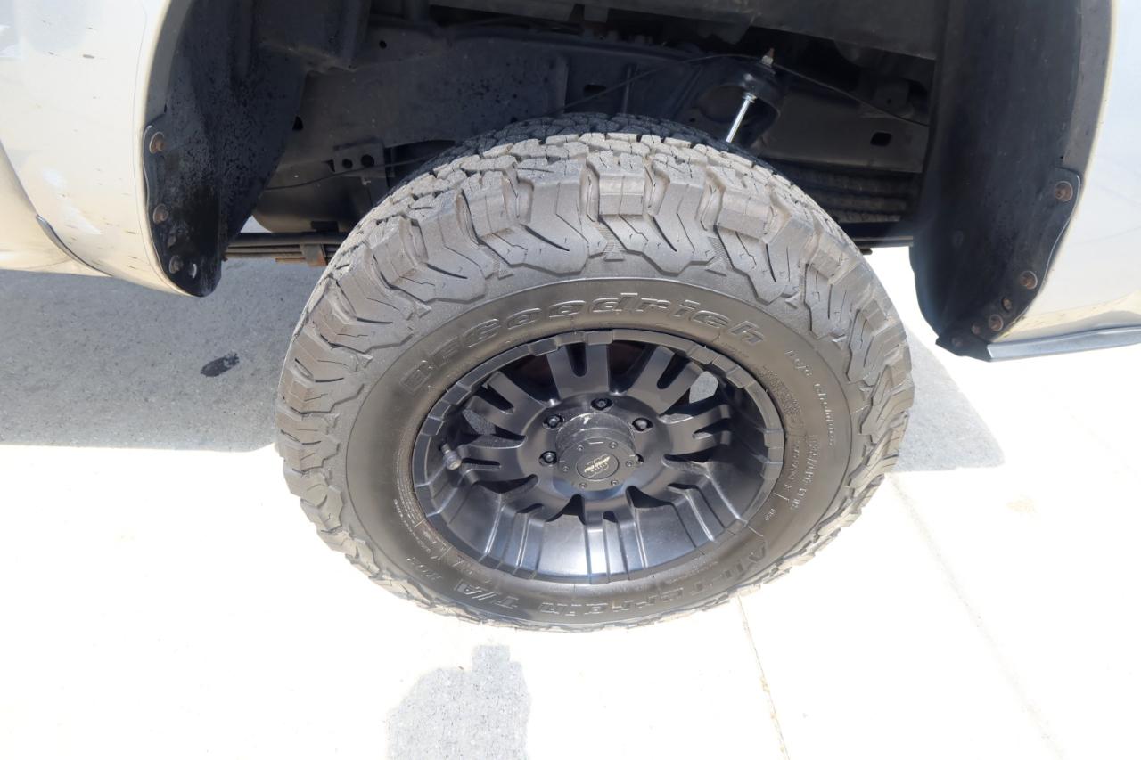 Toyota Tacoma 2WD SR5 Double Cab 5' Bed I4 AT (Natl) 2019
