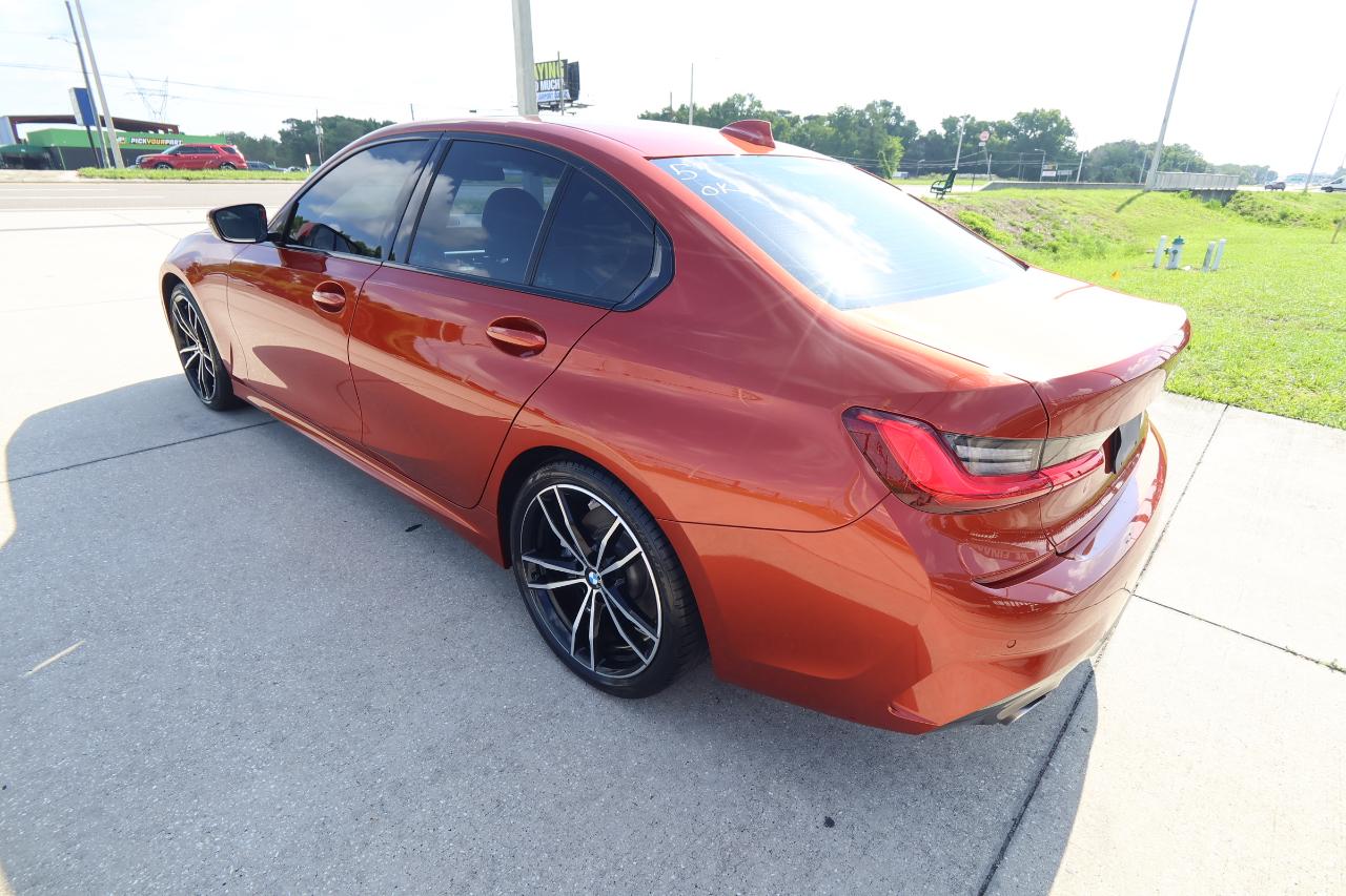 BMW 3 Series 330i Sedan 2019