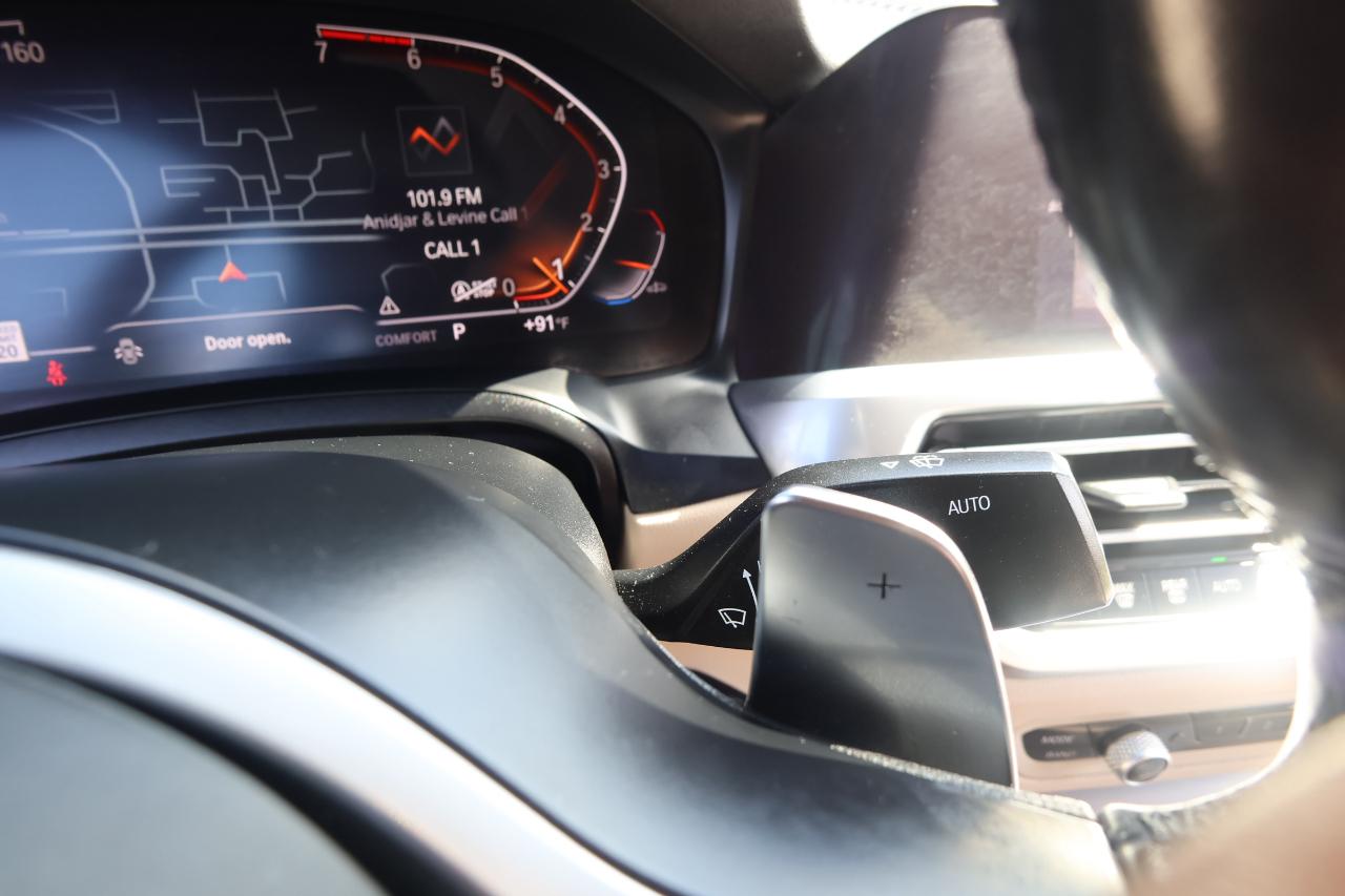 BMW 3 Series 330i Sedan 2019