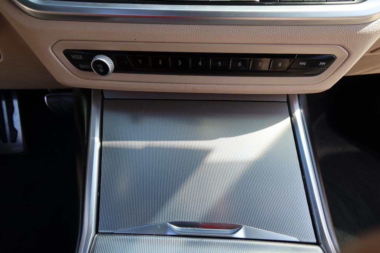 BMW 3 Series 330i Sedan 2019