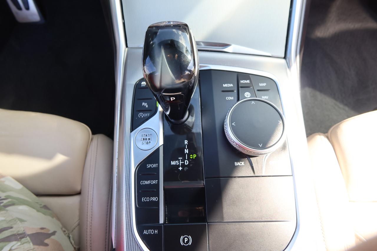 BMW 3 Series 330i Sedan 2019