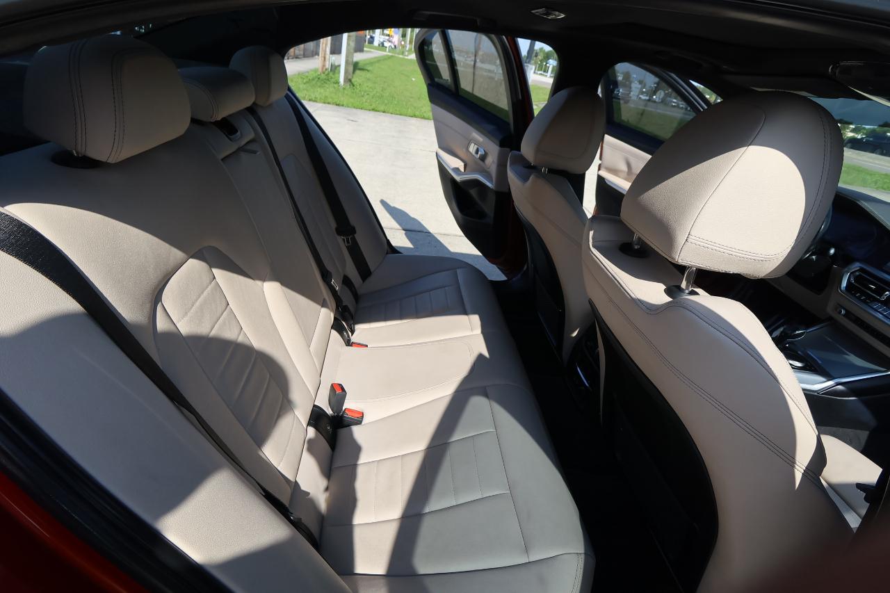 BMW 3 Series 330i Sedan 2019