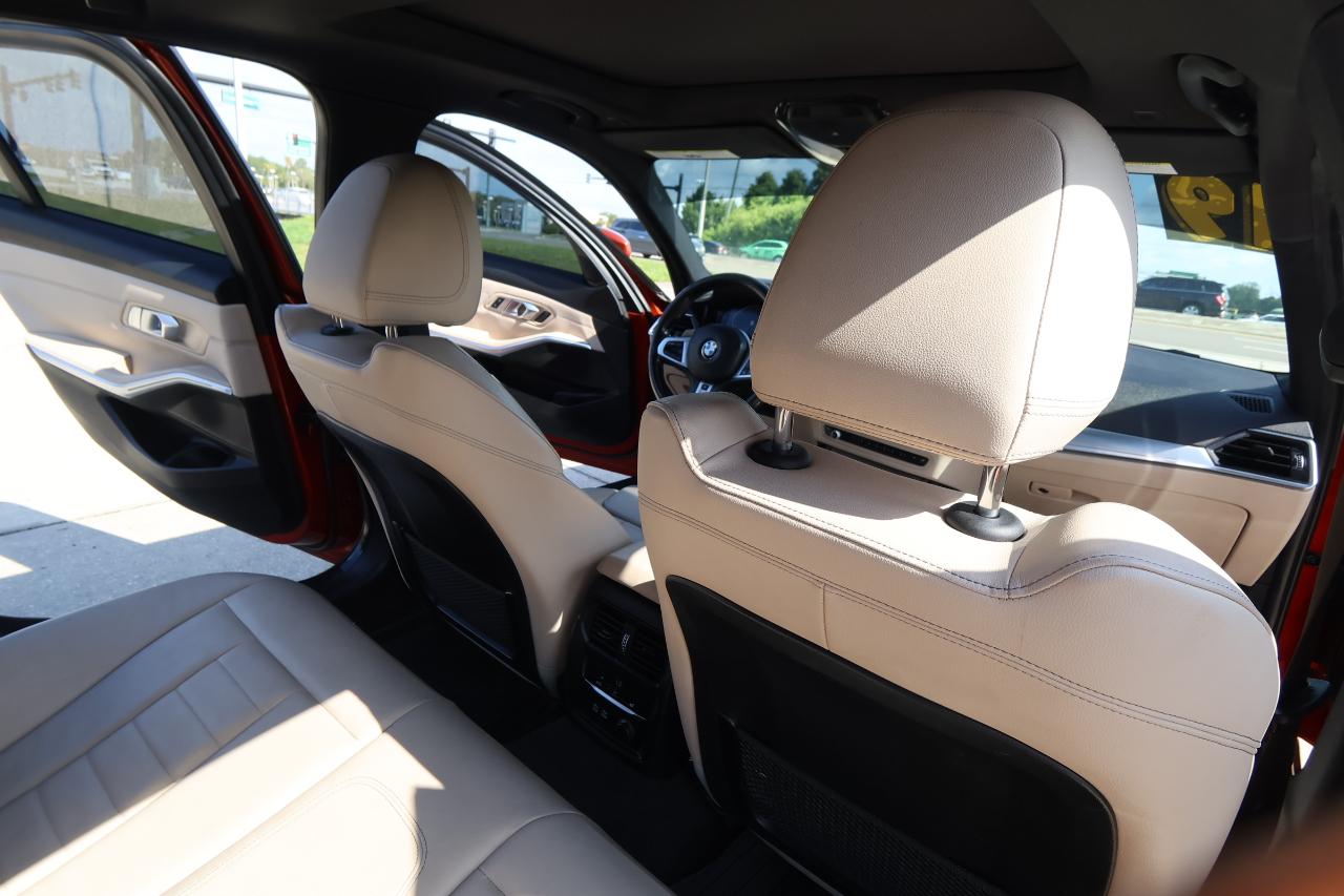 BMW 3 Series 330i Sedan 2019
