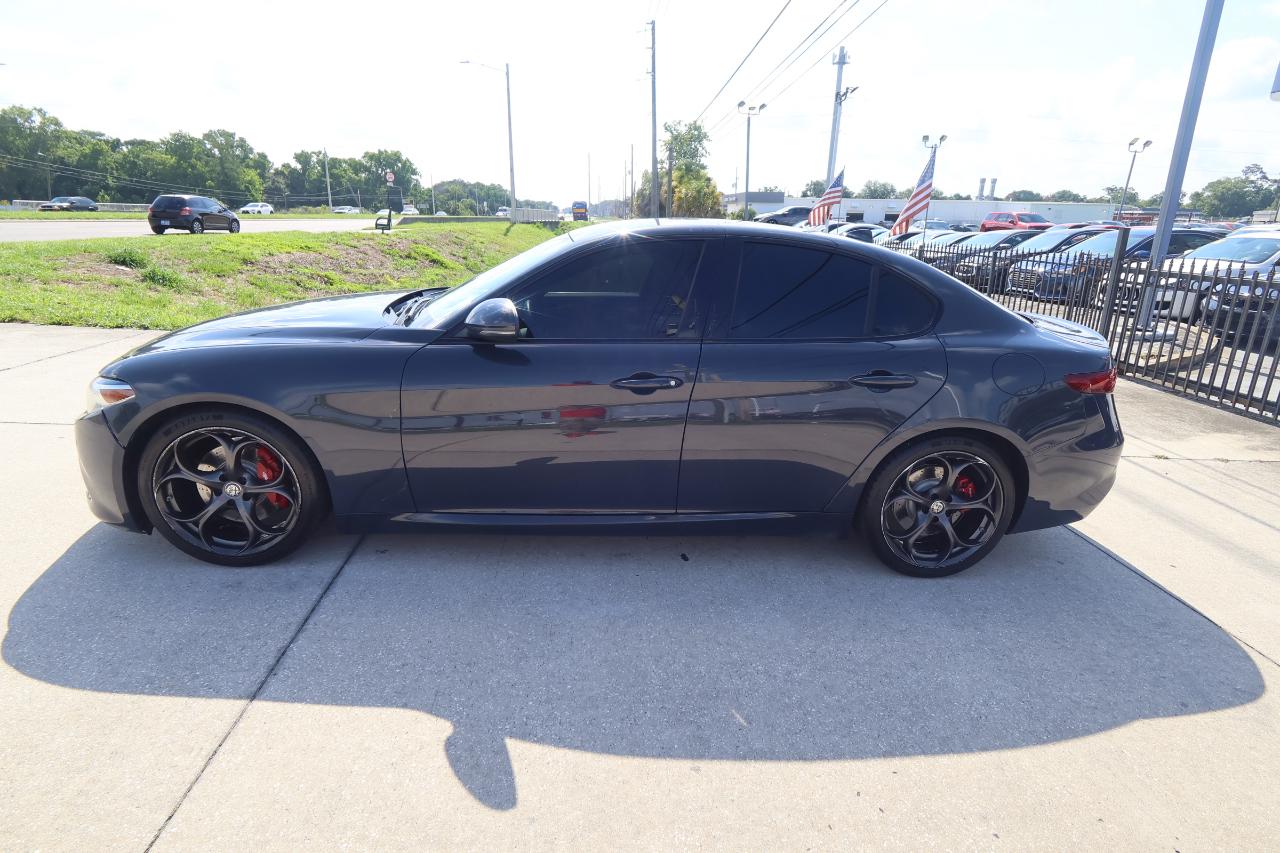 Alfa Romeo Giulia Ti Sport RWD 2019
