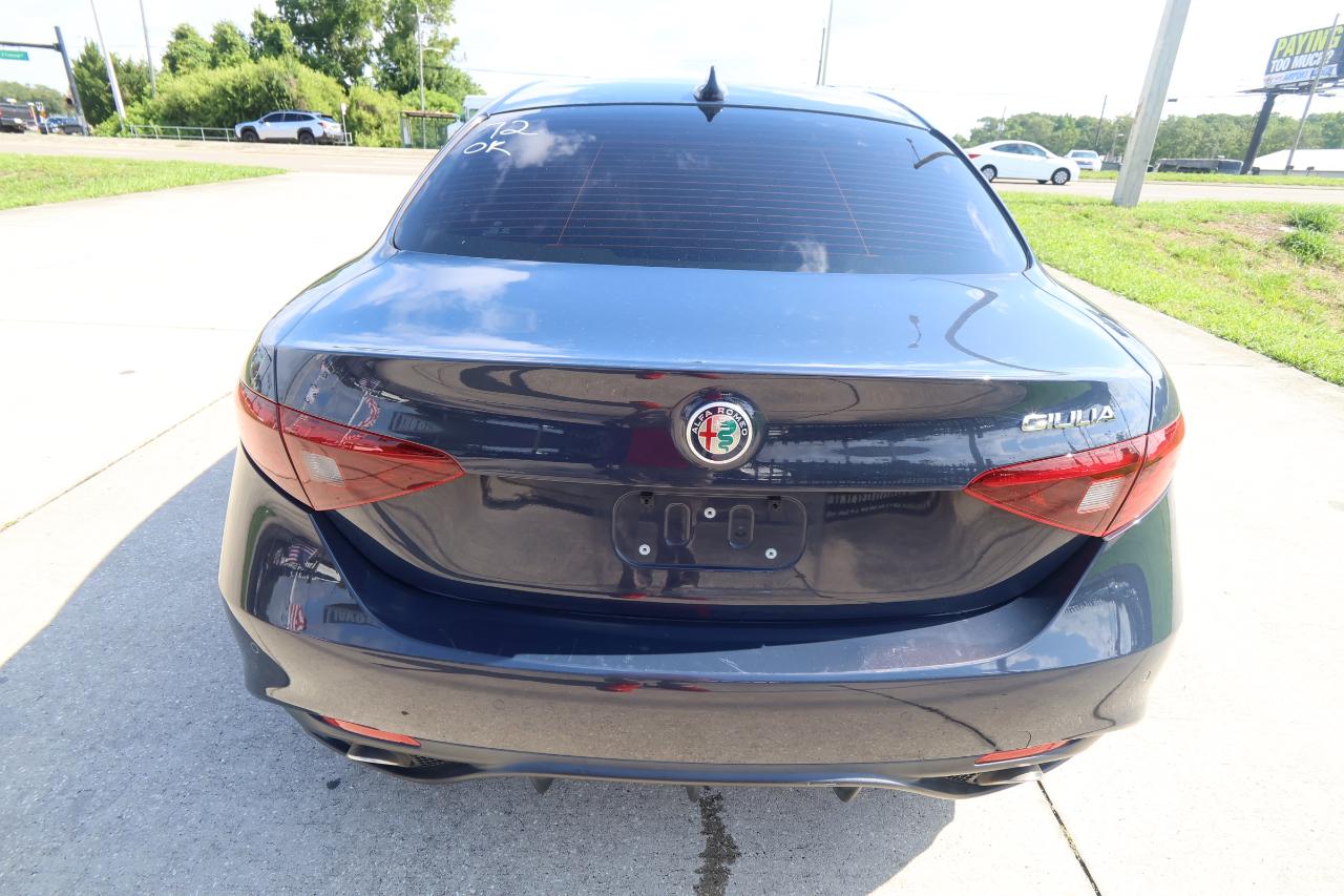 Alfa Romeo Giulia Ti Sport RWD 2019