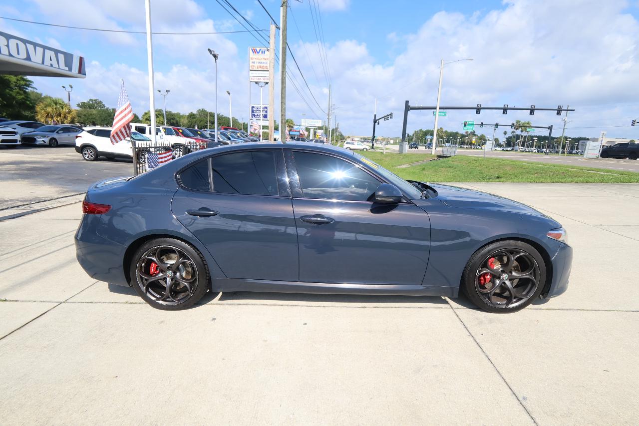Alfa Romeo Giulia Ti Sport RWD 2019