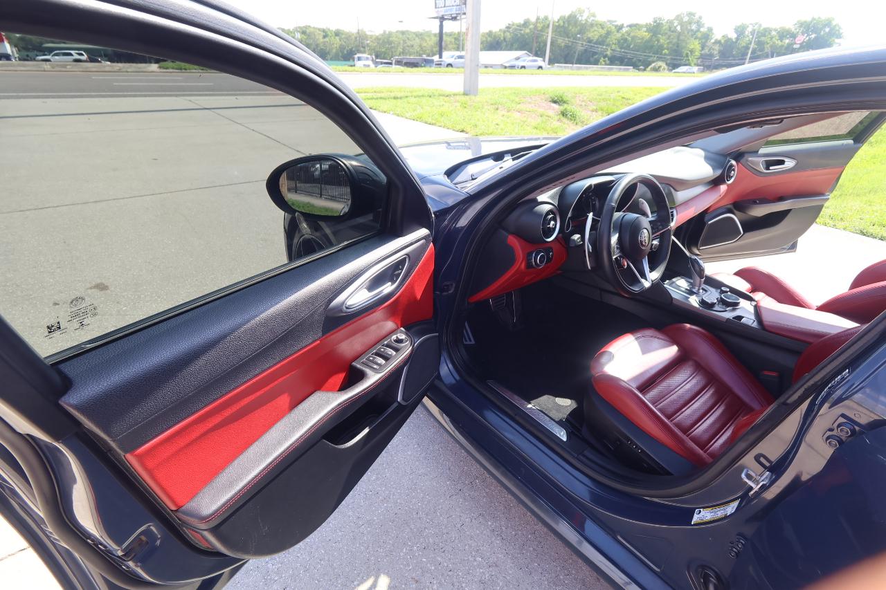 Alfa Romeo Giulia Ti Sport RWD 2019