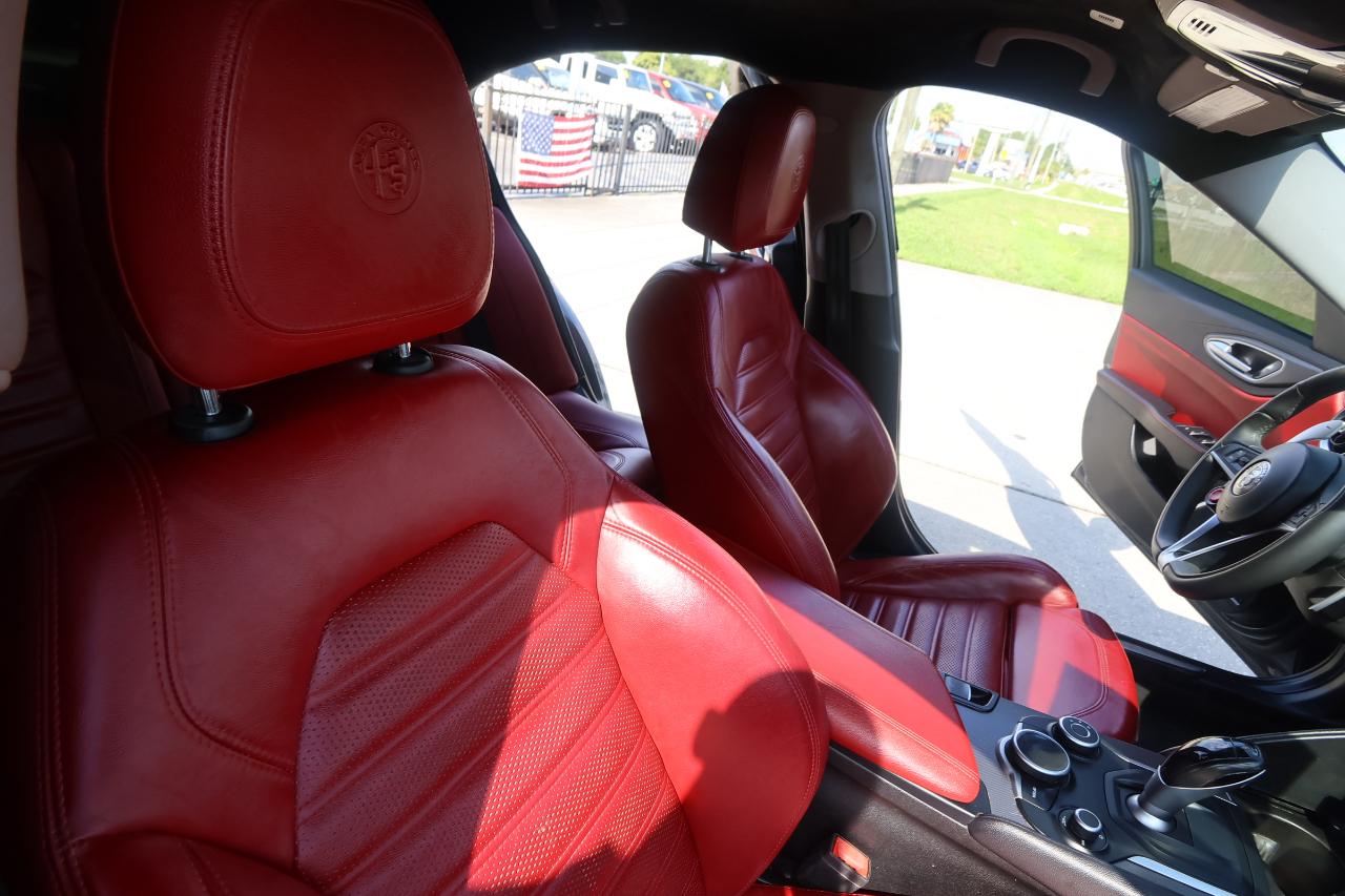 Alfa Romeo Giulia Ti Sport RWD 2019