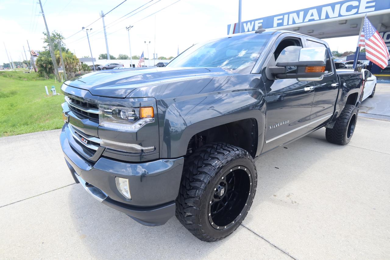 Chevrolet Silverado 1500 4WD Crew Cab 143.5" LTZ w/2LZ 2018