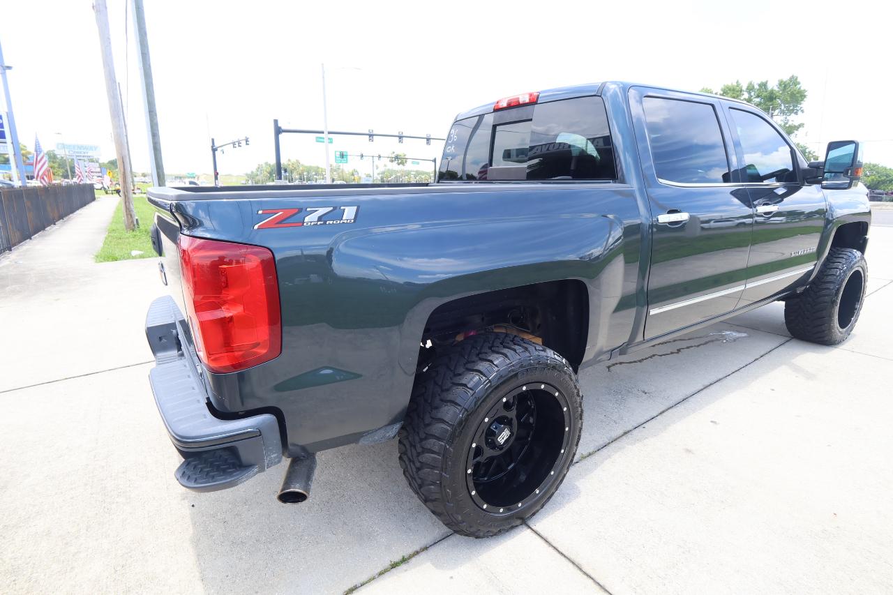 Chevrolet Silverado 1500 4WD Crew Cab 143.5" LTZ w/2LZ 2018