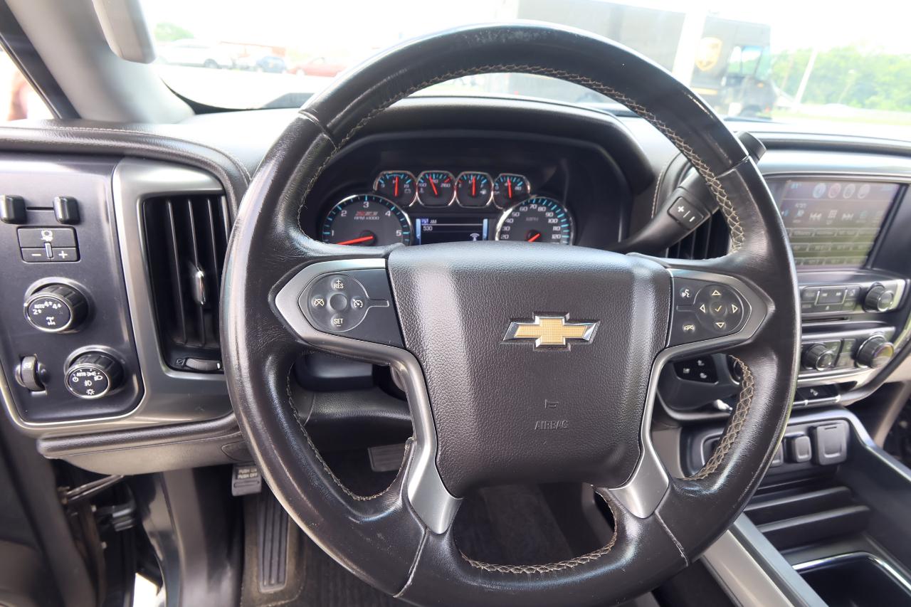 Chevrolet Silverado 1500 4WD Crew Cab 143.5" LTZ w/2LZ 2018