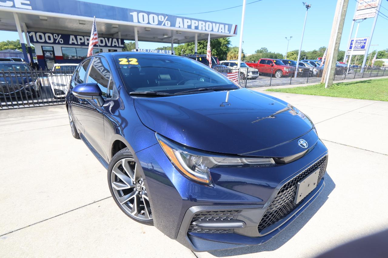 Toyota Corolla SE Nightshade CVT (Natl) 2022