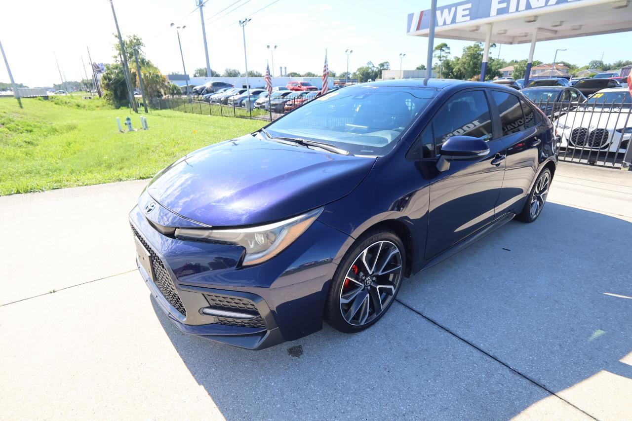 Toyota Corolla SE Nightshade CVT (Natl) 2022