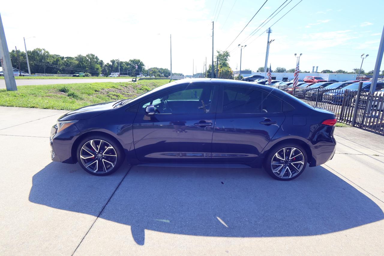 Toyota Corolla SE Nightshade CVT (Natl) 2022