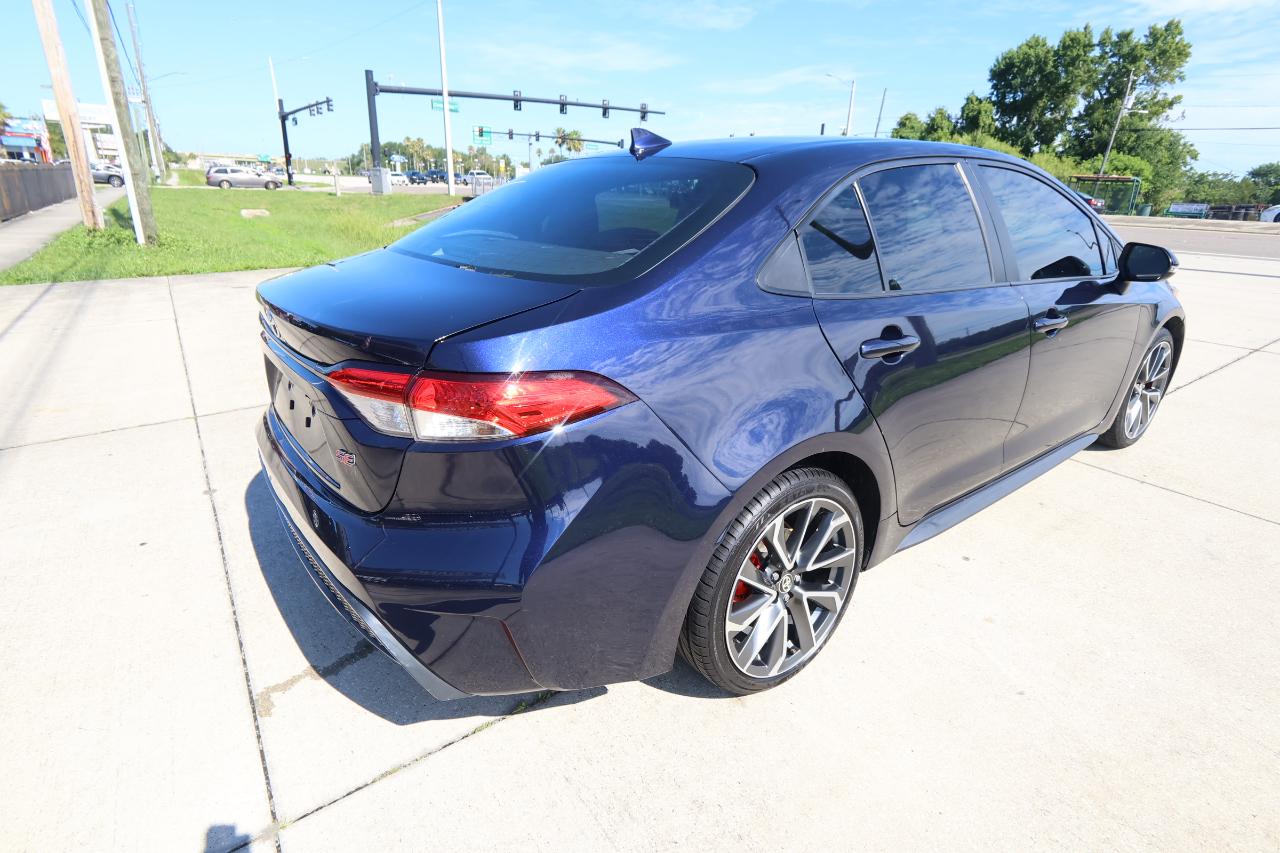 Toyota Corolla SE Nightshade CVT (Natl) 2022