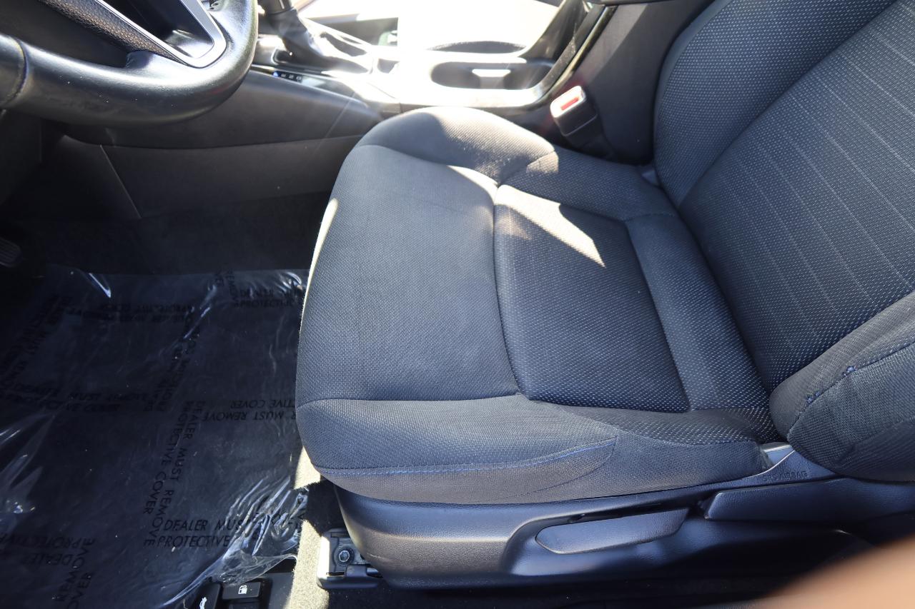 Toyota Corolla SE Nightshade CVT (Natl) 2022