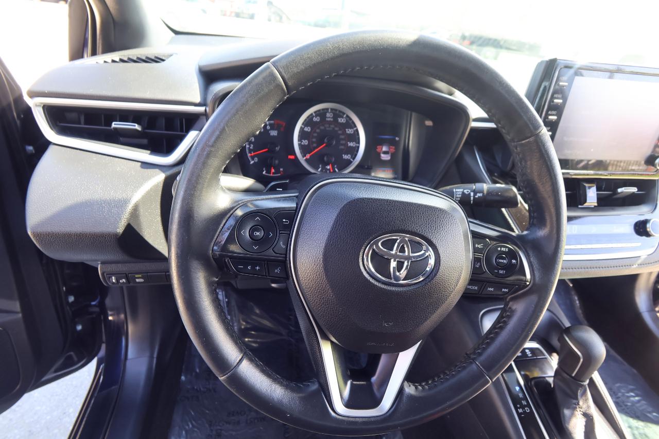 Toyota Corolla SE Nightshade CVT (Natl) 2022