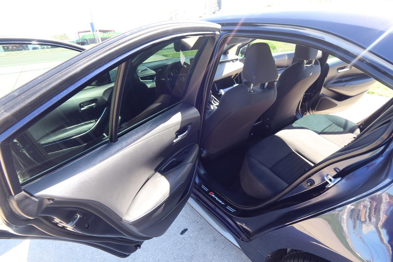 Toyota Corolla SE Nightshade CVT (Natl) 2022