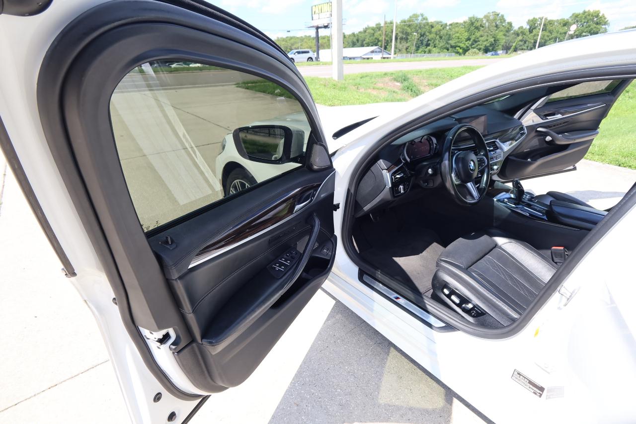 BMW 5 Series 540i Sedan 2017