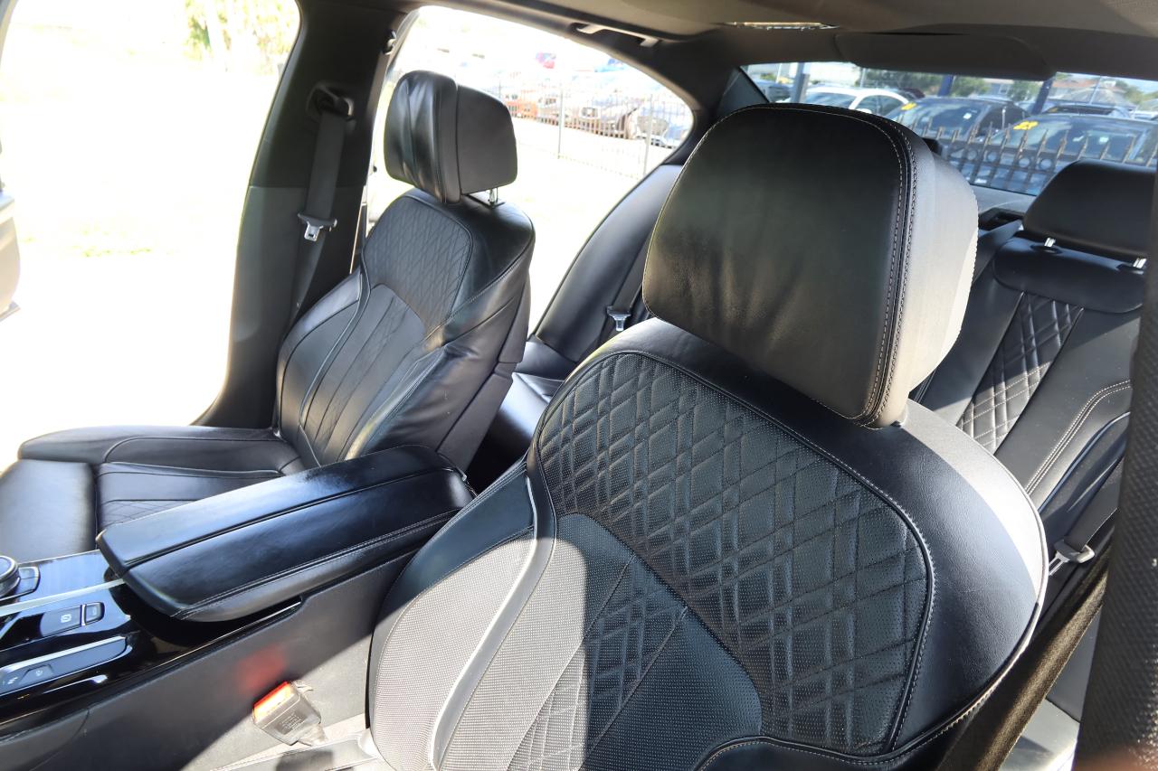 BMW 5 Series 540i Sedan 2017