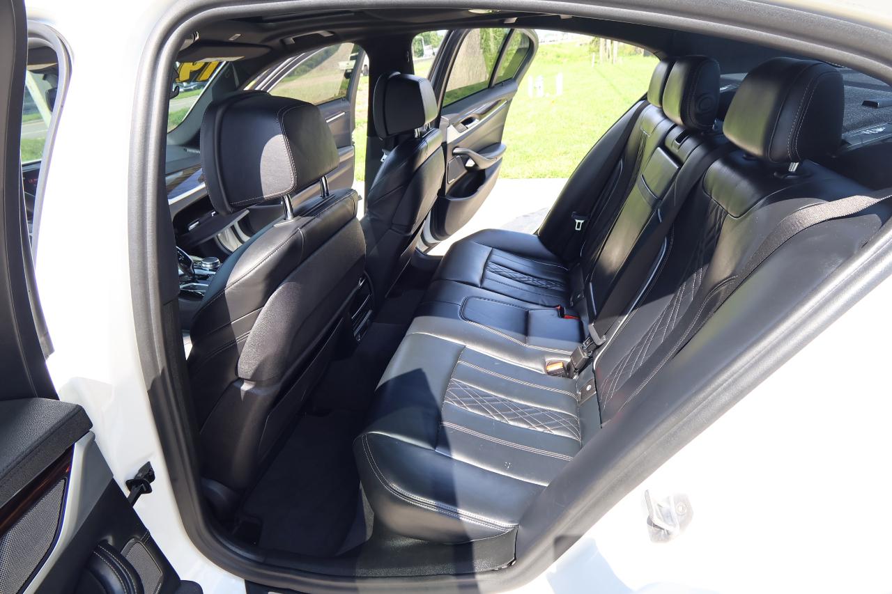 BMW 5 Series 540i Sedan 2017
