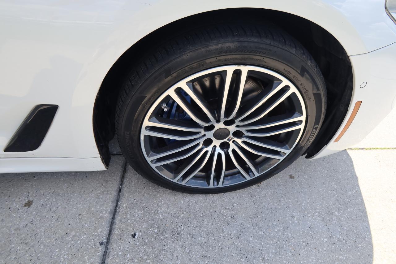 BMW 5 Series 540i Sedan 2017