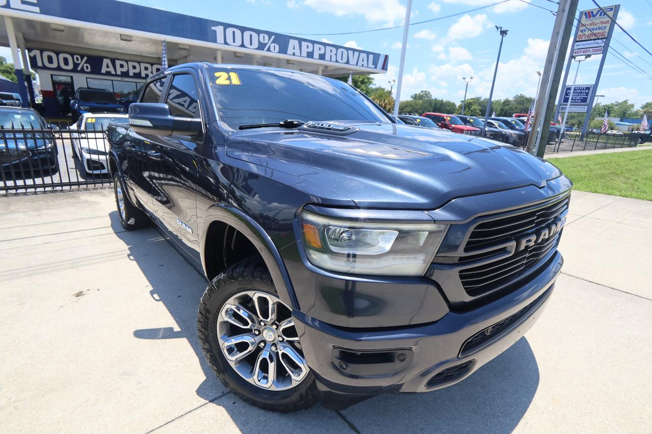 RAM 1500 Laramie 4x4 Crew Cab 5'7" Box 2021