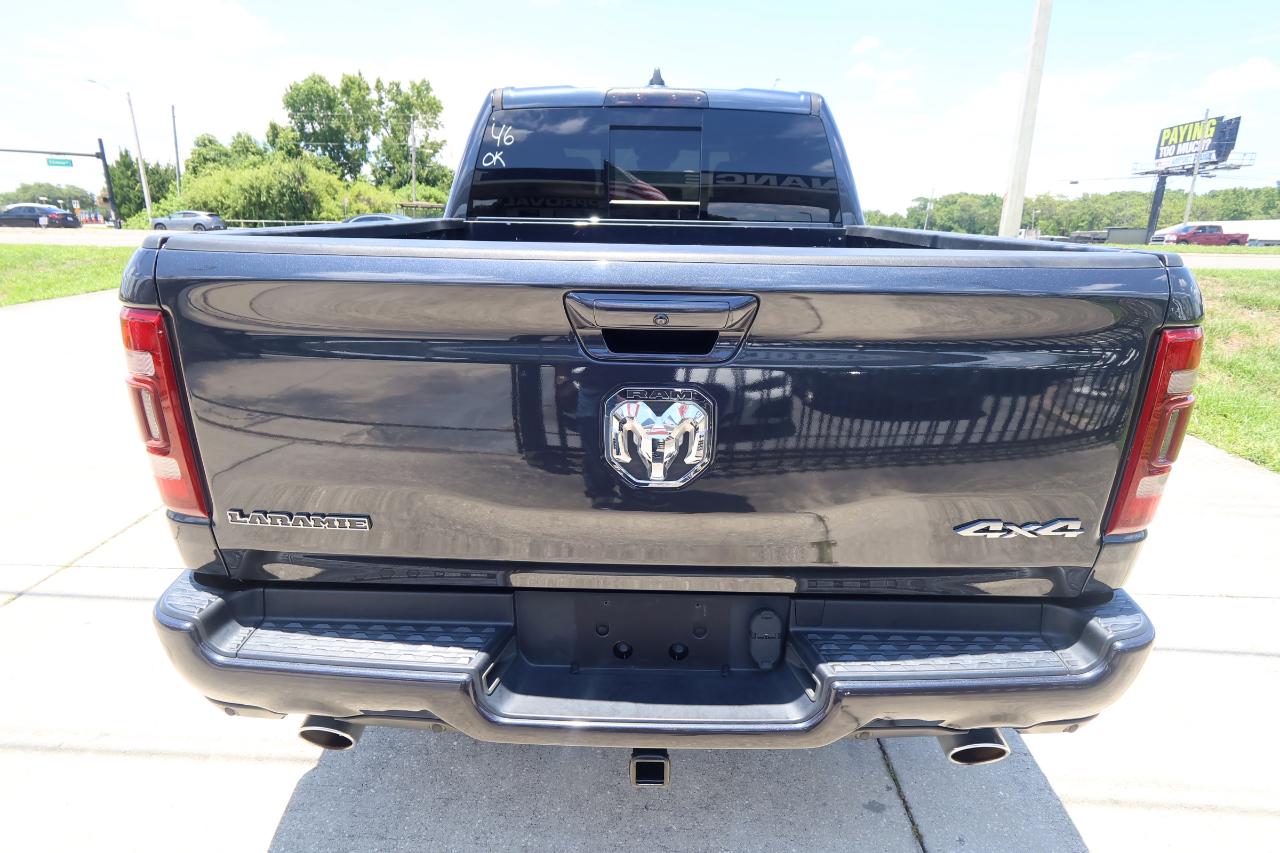 RAM 1500 Laramie 4x4 Crew Cab 5'7" Box 2021