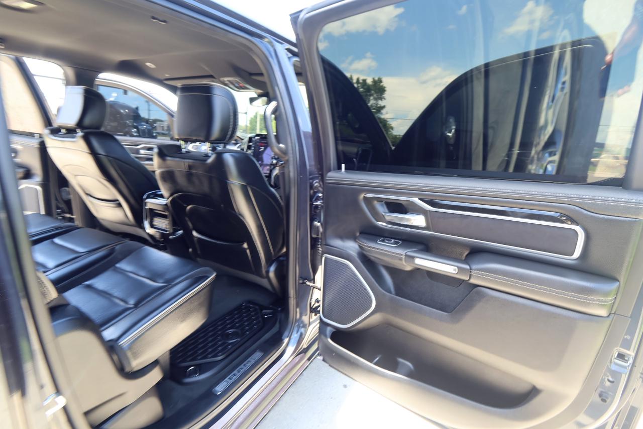 RAM 1500 Laramie 4x4 Crew Cab 5'7" Box 2021
